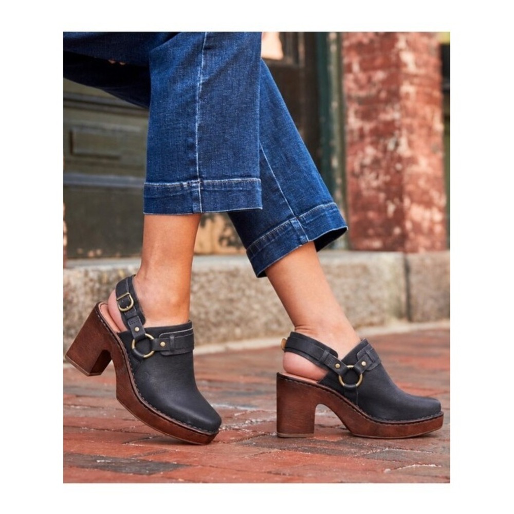 Born Hudson Slingback Clogs Womens 8 Black Leather Platform Shoes NWOT